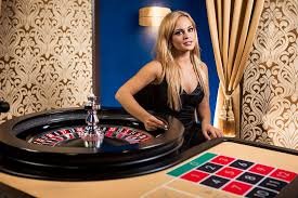 Mega Moolah progressive jackpot display on mpoatm slot showing multiple prize tiers